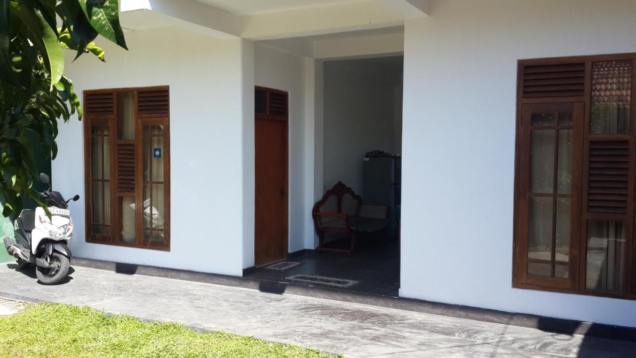 Hector House Hotel Weligama Luaran gambar